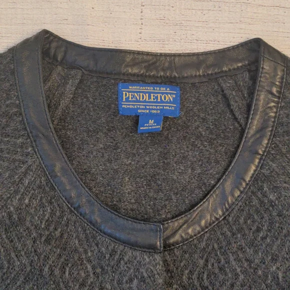 Pendleton Lambswool Sweater Jacket w Leather Trim Medium EUC - Picture 4 of 6